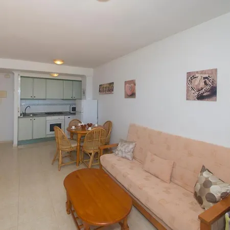 Z-46C Apartment With Frontal Views Apartment